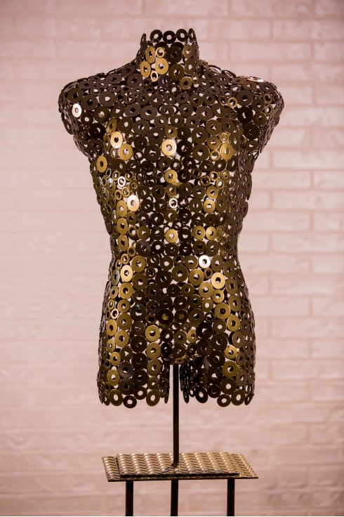 Манекен чоловічий арт-деко із металевих шайб Arkansas 01002