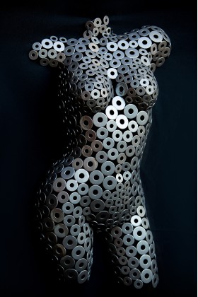 Манекен женский арт - деко из металлических шайб Georgia 01502