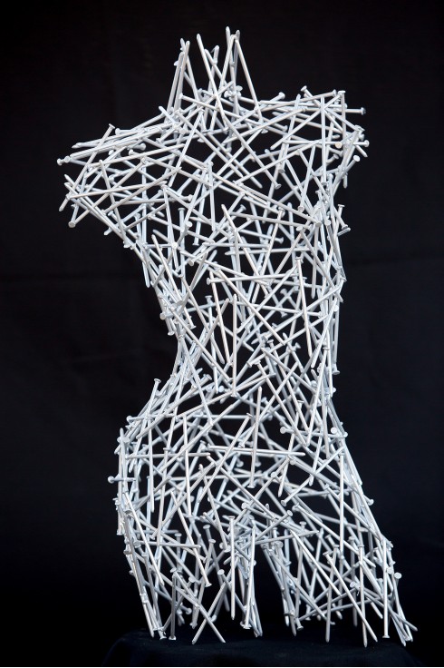 Манекен жіночий арт - деко із цвяхів Alabama 00202